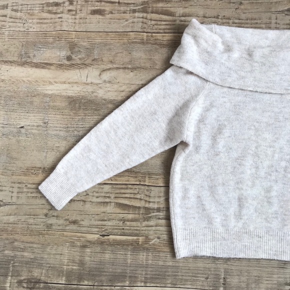 Off The Shoulder Knit Sweater - Picture 2 of 4